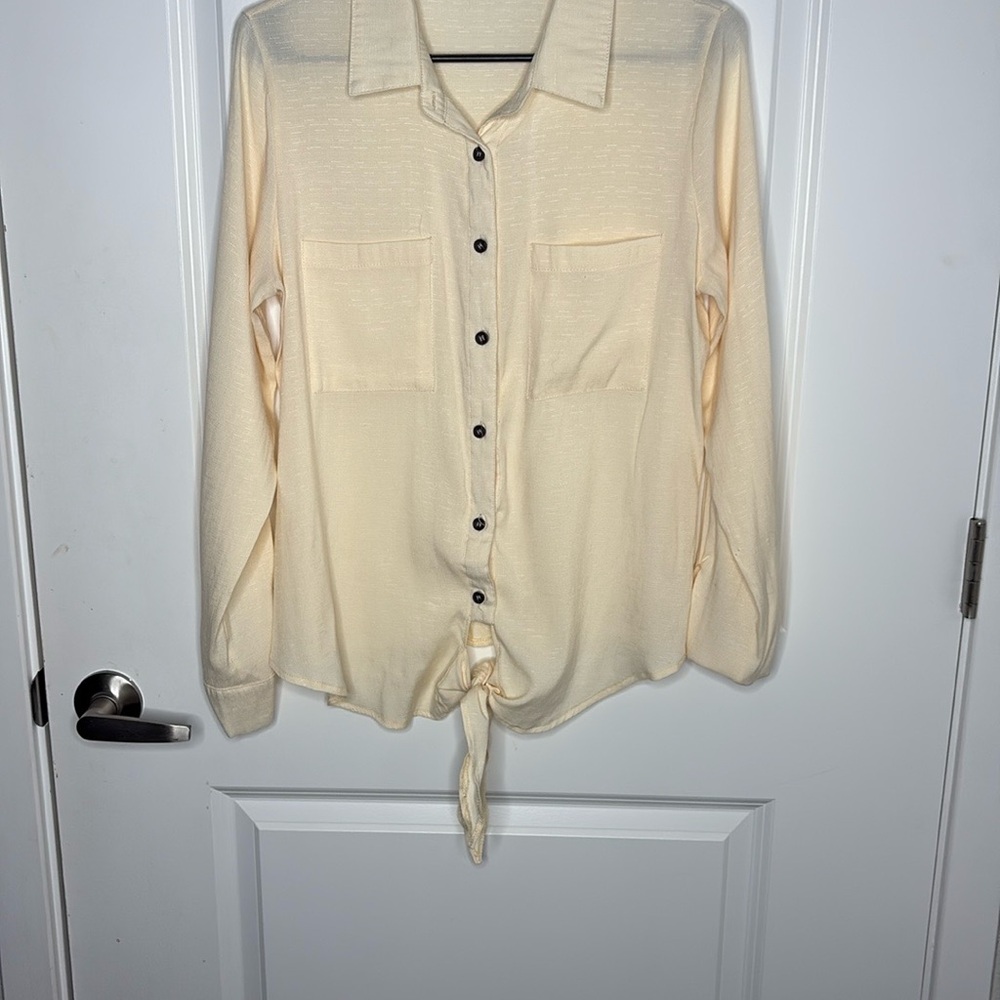Woman Cream Button-Up Blouse with Tie Front